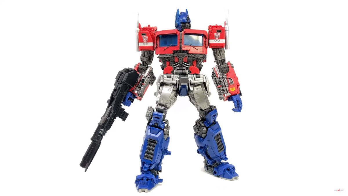 Transformers Masterpiece MPM-12 Optimus Prime In-Hand Images